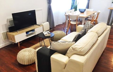 Quick Stroll To The City - Grafton Accommodation 3