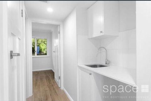 Quintessential Oceanview Apartment In Cottesloe - Grafton Accommodation 0