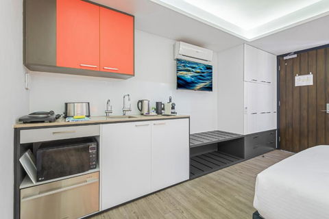 Quirky Studio With Sleek Decor In St Kilda - Grafton Accommodation 1