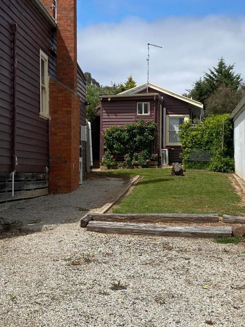 R&R Blue Diamond Luxury Studio Maryborough, Vic - Grafton Accommodation 2
