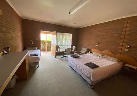 Railway Hotel Motel Peterborough - Grafton Accommodation 1