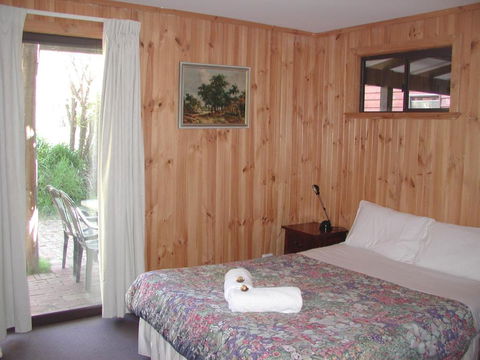 Rainbow House - Grafton Accommodation 3