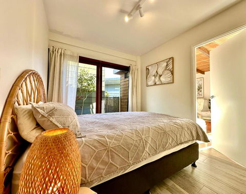 Private Access Retreat 1 Queen Bedroom W Stunning Pool And Ocean Views - Grafton Accommodation 2