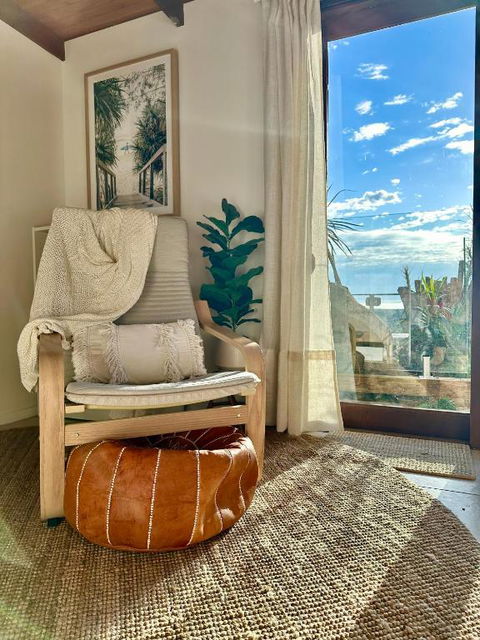 Private Access Retreat 1 Queen Bedroom W Stunning Pool And Ocean Views - Grafton Accommodation 3