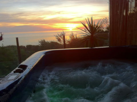 Award Winning Beach Front Retreat - Grafton Accommodation 0