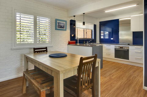 Azure Beach Stop - Grafton Accommodation 1