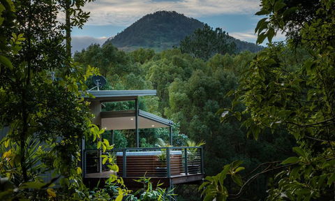 Babbling Brook Retreat - Grafton Accommodation 0
