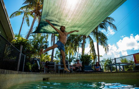 Backpackers By The Bay - Grafton Accommodation 1