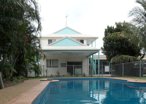 Bargara Beach Motor Inn - Grafton Accommodation 0