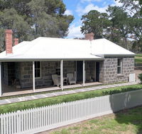 Barunah Plains - The Cottage - Grafton Accommodation