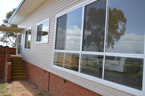 Bathurst Goldfields Residence - Grafton Accommodation 3
