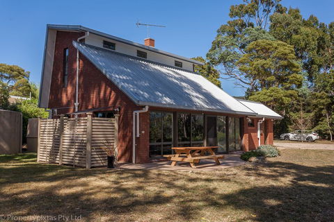 Bay Retreat Port Arthur - Grafton Accommodation 0