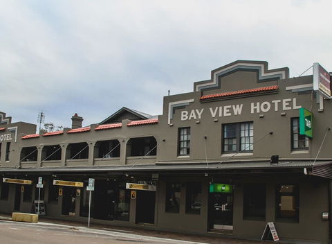 Bayview Hotel - Batemans Bay - Grafton Accommodation 0