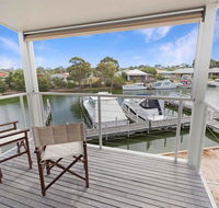 Beach 2 - waterfront villa and beach - Grafton Accommodation
