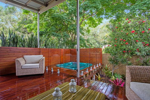 Beach Cottage On Cassia Avenue, Central Coolum Beach - Grafton Accommodation 0