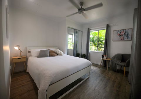 Beach Daze - Grafton Accommodation 2