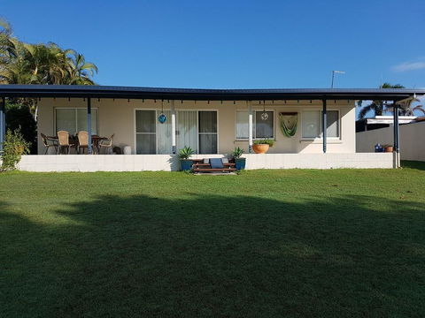 Beach Haven - Grafton Accommodation 1