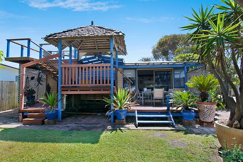 Beach House - Grafton Accommodation 0