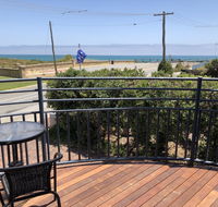 Beach House  112 - Grafton Accommodation
