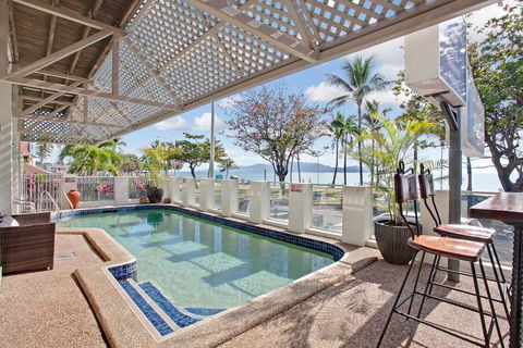 Beach House Motel - Grafton Accommodation 0