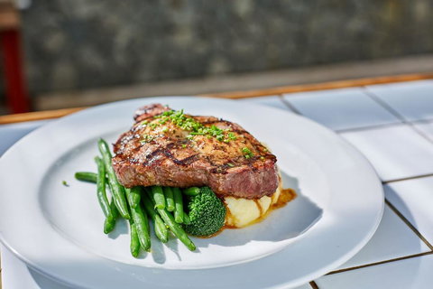 Beach Road Hotel - Grafton Accommodation 1