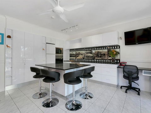 Beachfront Apartment Agincourt Clifton Beach - Grafton Accommodation 1