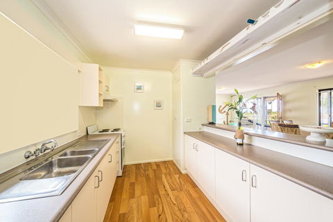 Beachfront At Bribie - Grafton Accommodation 3