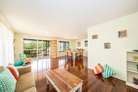 Beachfront At Bribie - Grafton Accommodation 0