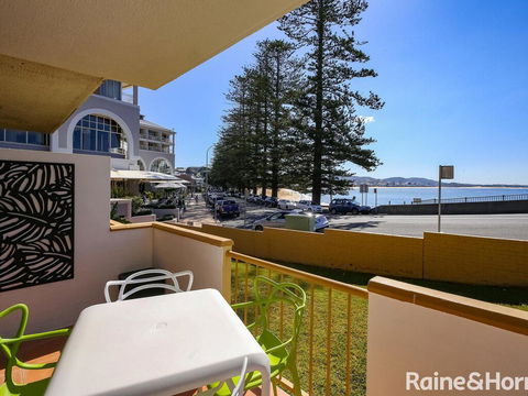 Beachfront Terrigal - 4/24 Terrigal Espl - Grafton Accommodation 1