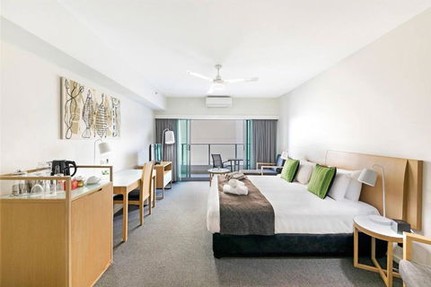 Resort-Style Sister Studios - Double Delight In The CBD - Grafton Accommodation 0
