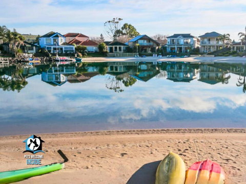 Renovated Beautiful Holiday Home With A Private Beach & Stunning Views! - Grafton Accommodation 0