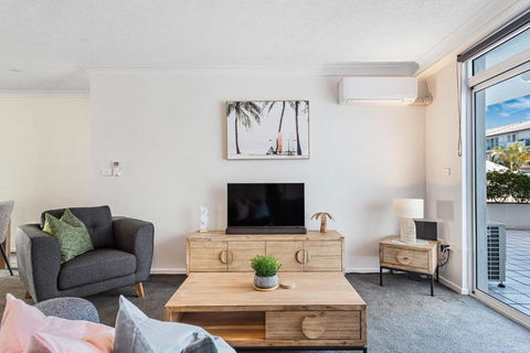 Relaxation Awaits At Runaway Cove - Grafton Accommodation 3