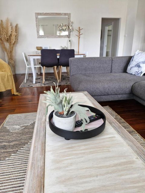 Retreat - Grafton Accommodation 2