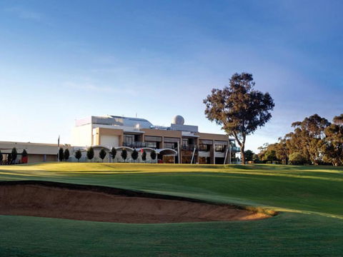 Rich River Golf Club - Grafton Accommodation 1