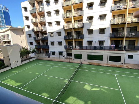 RIVERSIDE CITY VIEW PARKING NETFLIX WIFI WINE FREE - Grafton Accommodation 3