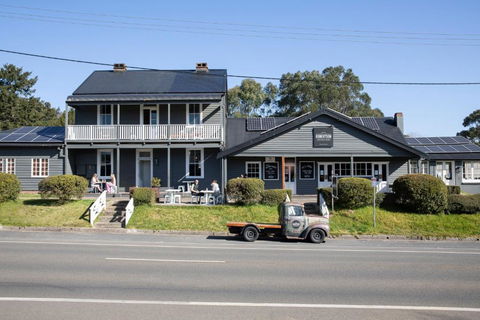 Robertson Public House And Kitchen - Grafton Accommodation 0