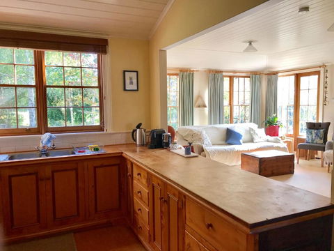 Robin Hoods Well Farm Stay - Grafton Accommodation 3