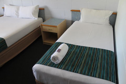 Rocky Glen Hotel Motel Gladstone - Grafton Accommodation 3