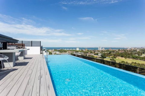 Rooftop Infinity Pool - St Kilda Luxury - Grafton Accommodation 0