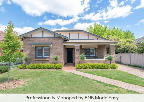 Rose Hill On Hamer, 1940s Charming Cottage Near Cook Park - Grafton Accommodation 0