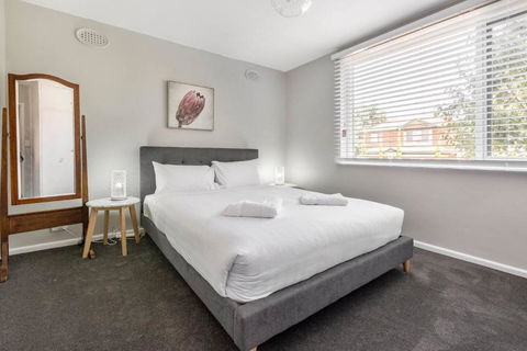 Rosewood Lodge - Cottage Charm Off High Street - Grafton Accommodation 2