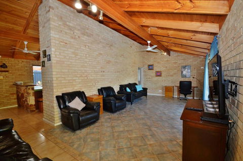 Rossys Retreat - Kalbarri WA - Grafton Accommodation 2