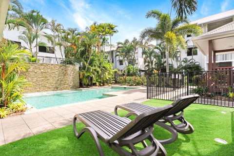 Royal Pavilions 8 - Grafton Accommodation 1
