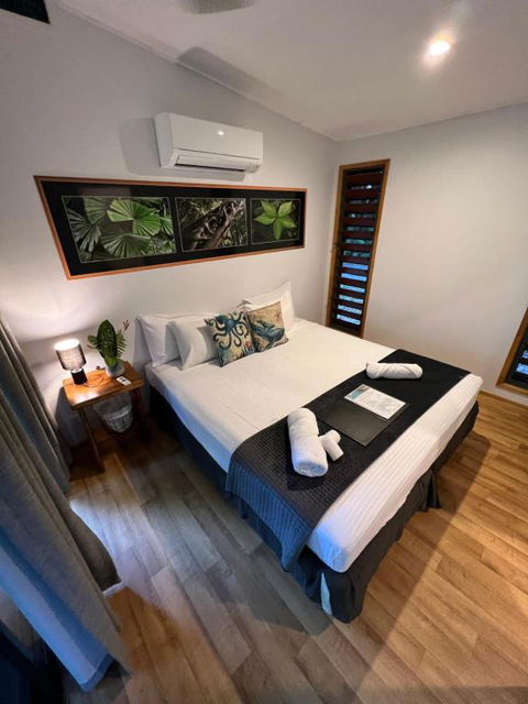 Safari Lodge - Grafton Accommodation 1