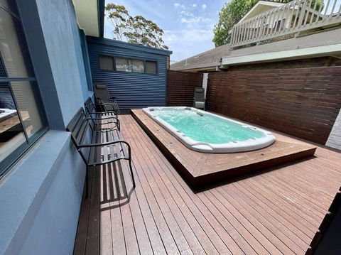 Sails To Sea - 4 Bedroom Pet Friendly Private Pool - Grafton Accommodation 0