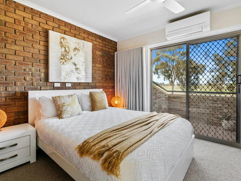 Sailz Villas Unit 4 - Grafton Accommodation 3