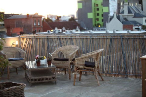 Saint George - The Townhouse - Grafton Accommodation 1