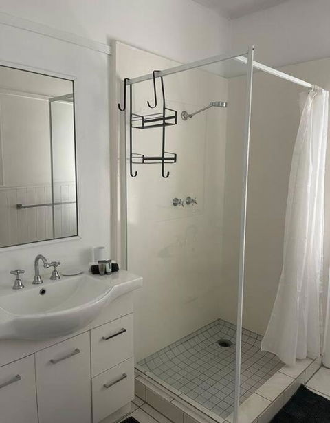 Salt Apartment - Grafton Accommodation 2