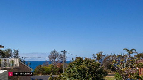 Salt Water Villa Bermagui Four Bedroom Central Location With Wifi - Grafton Accommodation 1