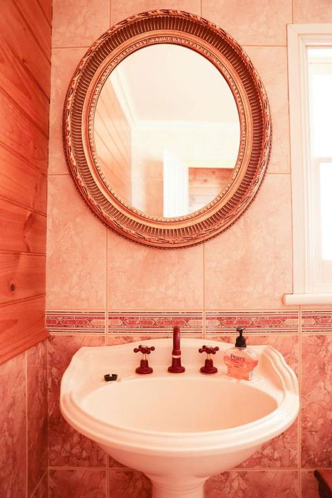 SaltBush Cottage - Grafton Accommodation 2